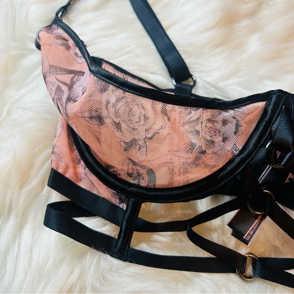 Victoria Secret Very Sexy Luxe Rose Bra Quarter Cup Crisscross Cutouts 34DDD 34F - Picture 7 of 13